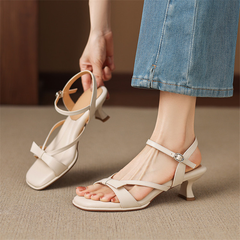 Nieuwe zomer sandalen gesplete - Sewing New recensie en prijs