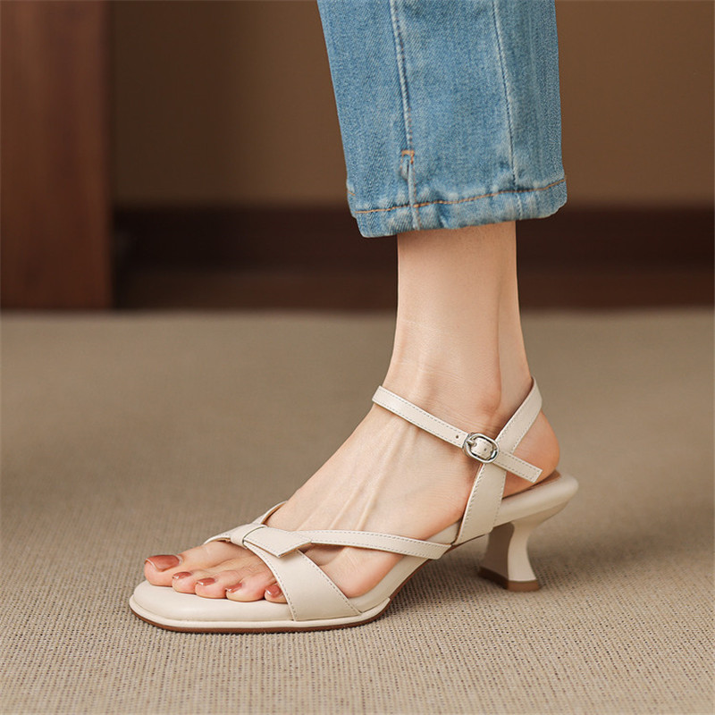Nieuwe zomer sandalen gesplete - Sewing New recensie en prijs