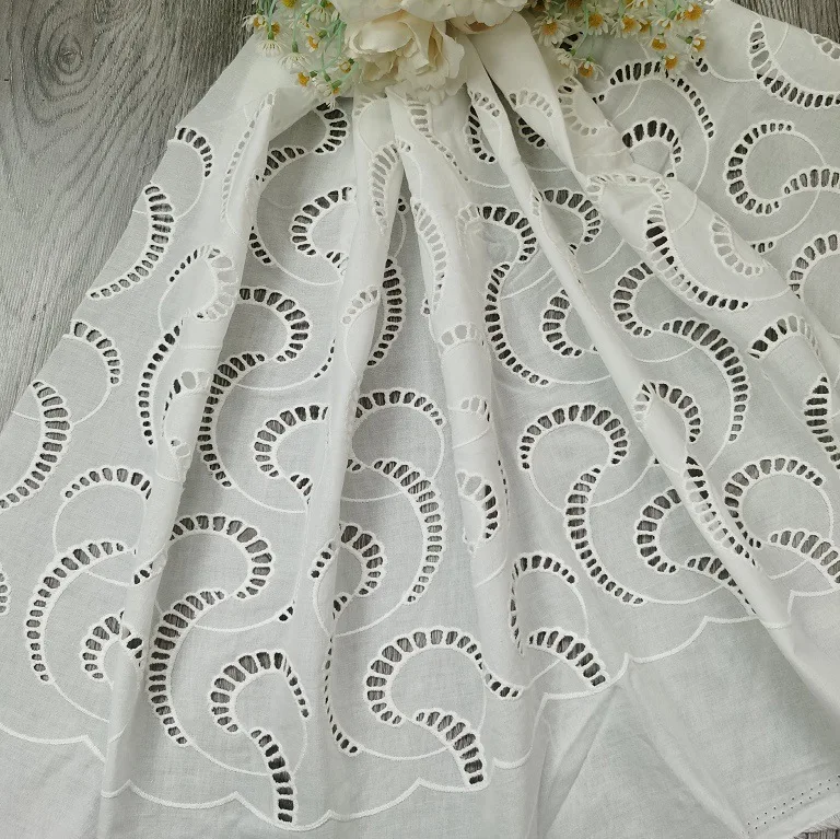 100% katoenen geborduurde uitg - Sewing Eyelet Fabric recensie en prijs