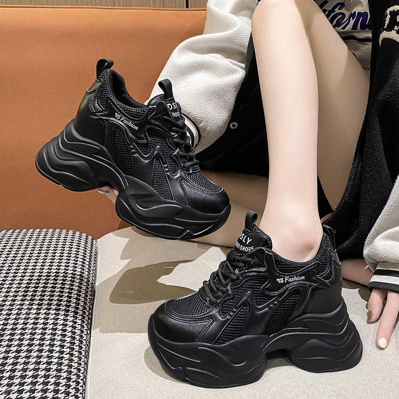 Verhoogde sneakers voor dames  - Sewing New recensie en prijs