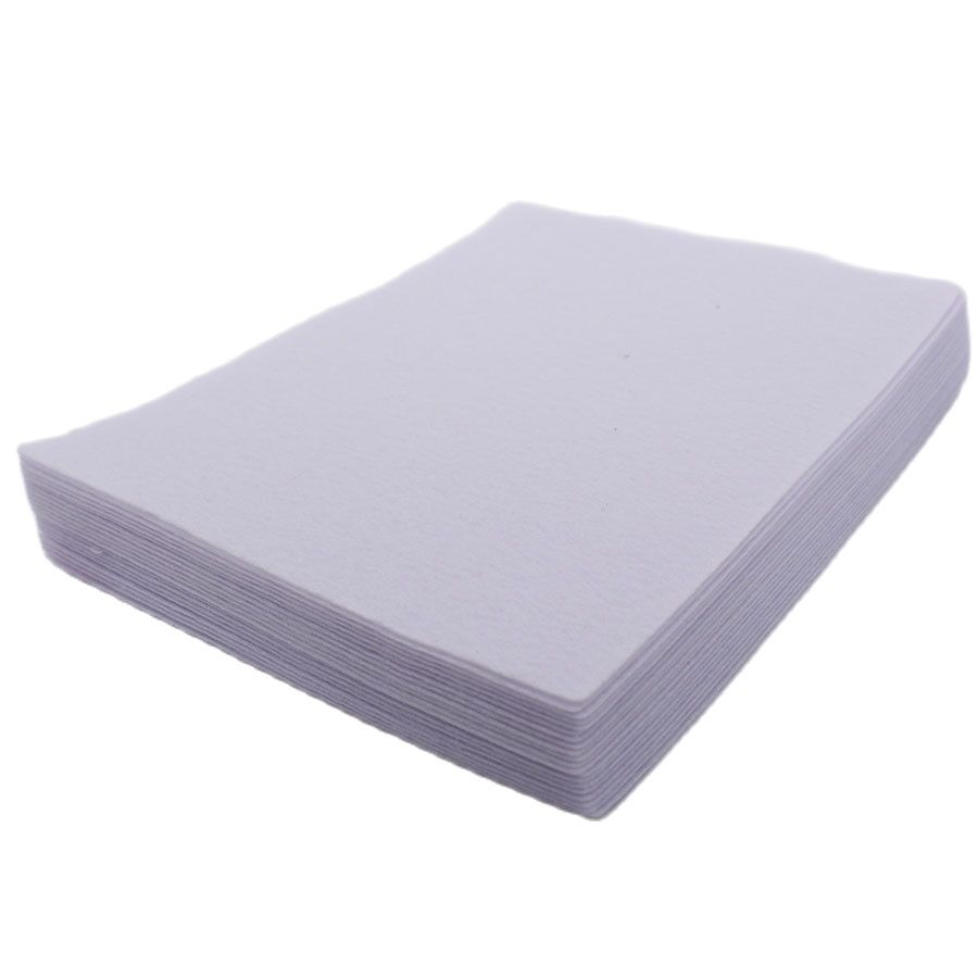 Witte 1mm viltstof voor poppen - Is Sewing A Textile Craft recensie en prijs